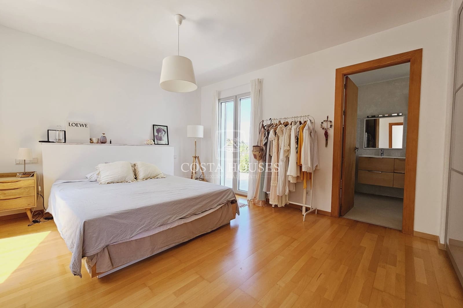 4 bedroom Villa for sale in Denia with pool - € 895,000 (Ref: 8863808)