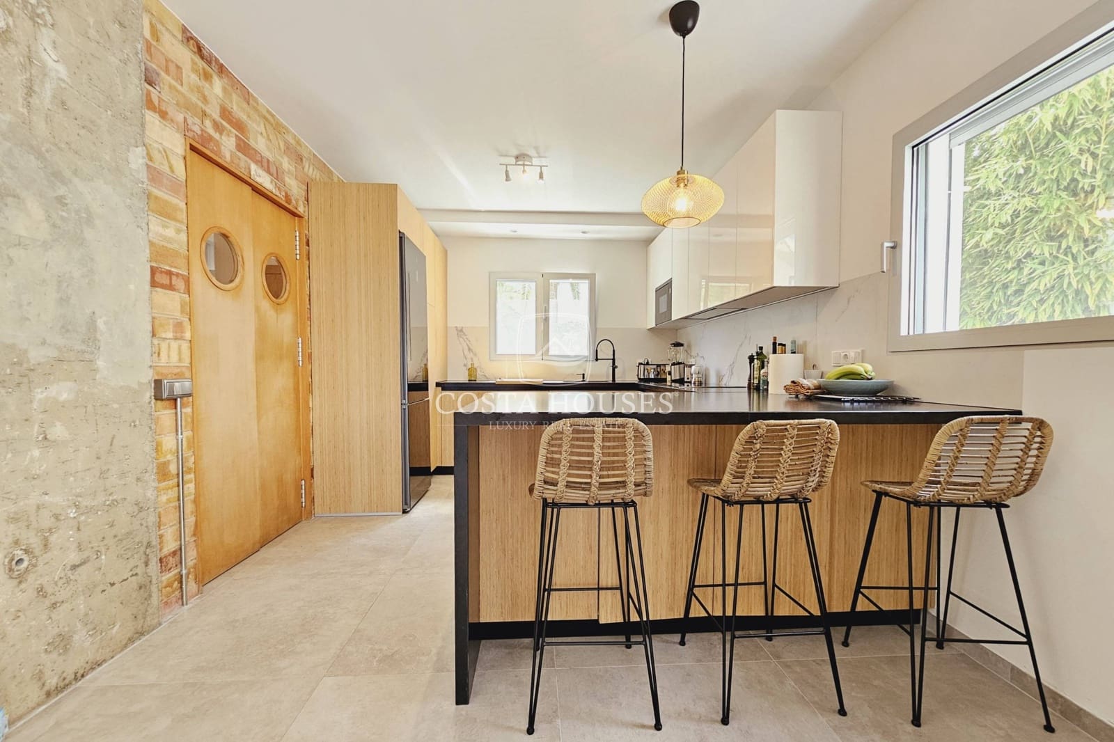 4 bedroom Villa for sale in Denia with pool - € 895,000 (Ref: 8863808)