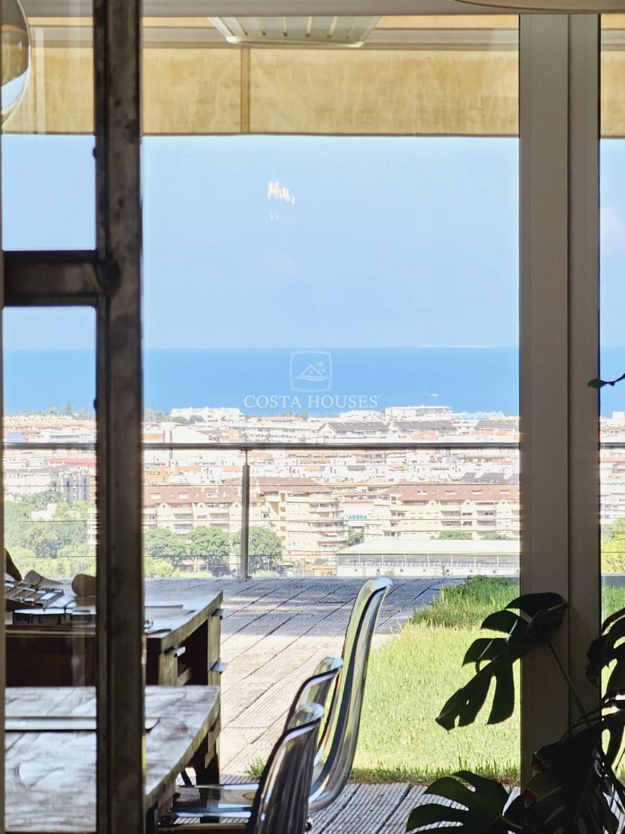 4 bedroom Villa for sale in Denia with pool - € 895,000 (Ref: 8863808)