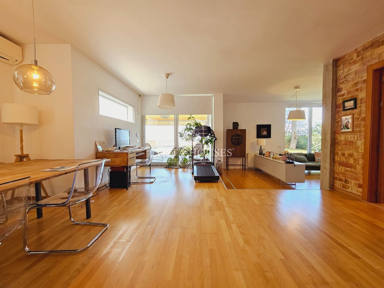 4 bedroom Villa for sale in Denia with pool - € 895,000 (Ref: 8863808)