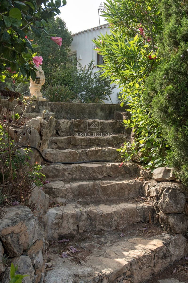 6 chambre Villa/Maison à vendre à Javea / Xabia avec piscine garage - 950 000 € (Ref: 8863823)