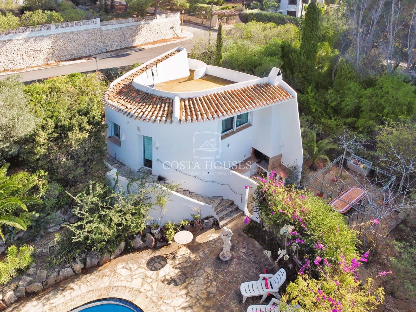 6 chambre Villa/Maison à vendre à Javea / Xabia avec piscine garage - 950 000 € (Ref: 8863823)