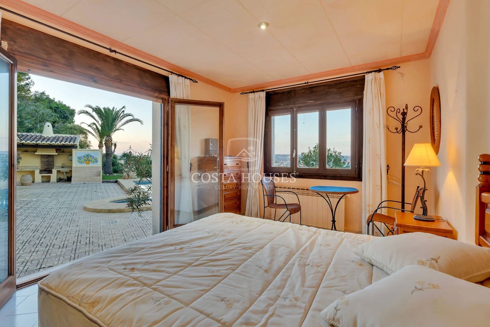 3 soveværelse Villa til salg i Javea / Xabia med swimmingpool garage - € 1.095.000 (Ref: 8863842)