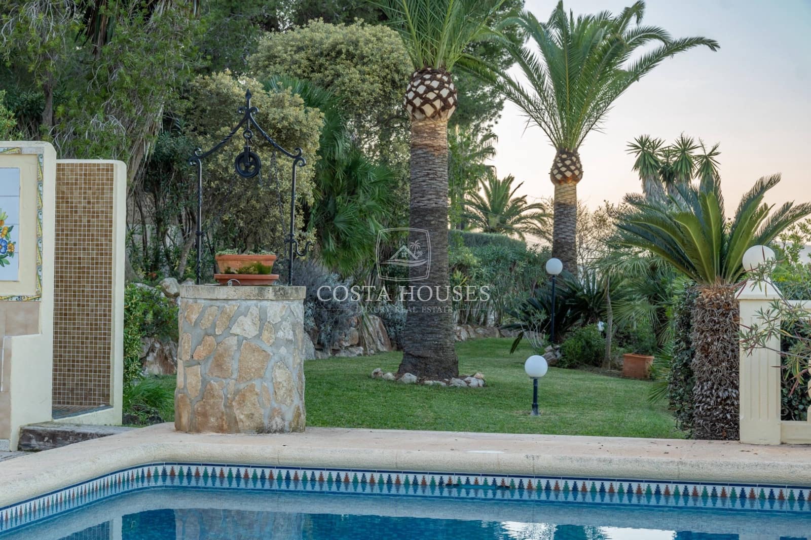 3 soveværelse Villa til salg i Javea / Xabia med swimmingpool garage - € 1.095.000 (Ref: 8863842)