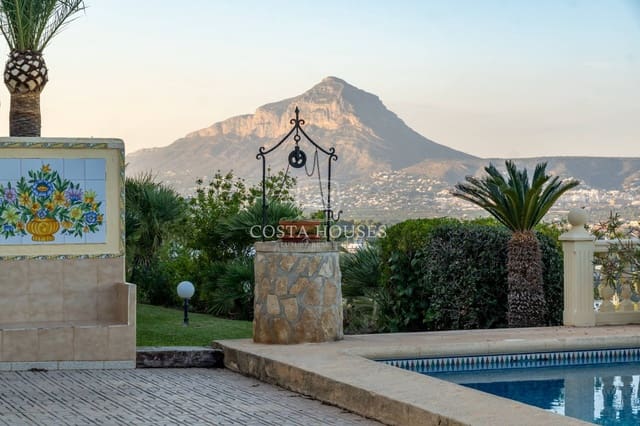 3 bedroom Villa for sale in La Granadella  - Costa Nova, Javea / Xàbia with pool garage - € 1,095,000 (Ref: 8863842)