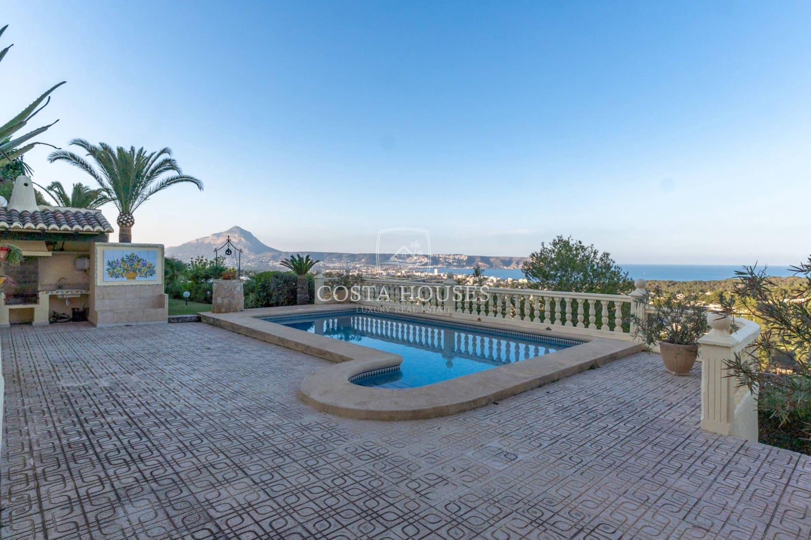 3 soveværelse Villa til salg i Javea / Xabia med swimmingpool garage - € 1.095.000 (Ref: 8863842)