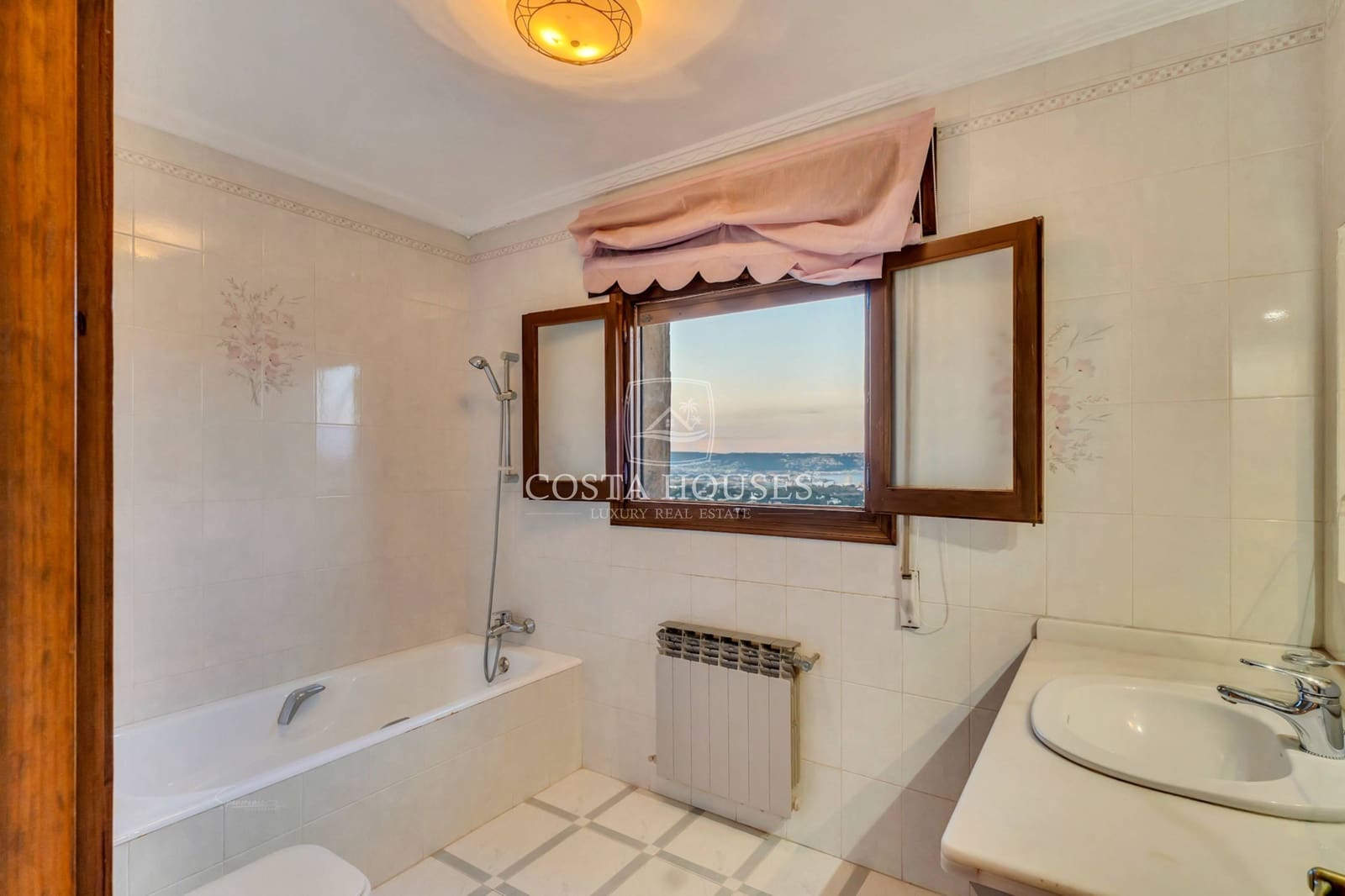 3 chambre Villa/Maison à vendre à Javea / Xabia avec piscine garage - 1 095 000 € (Ref: 8863842)