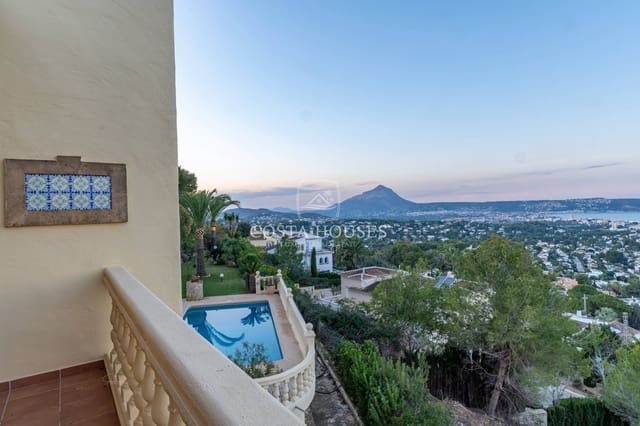 Chalet de 3 habitaciones en La Granadella  - Costa Nova, Javea / Xàbia en venta con piscina garaje - 1.095.000 € (Ref: 8863842)