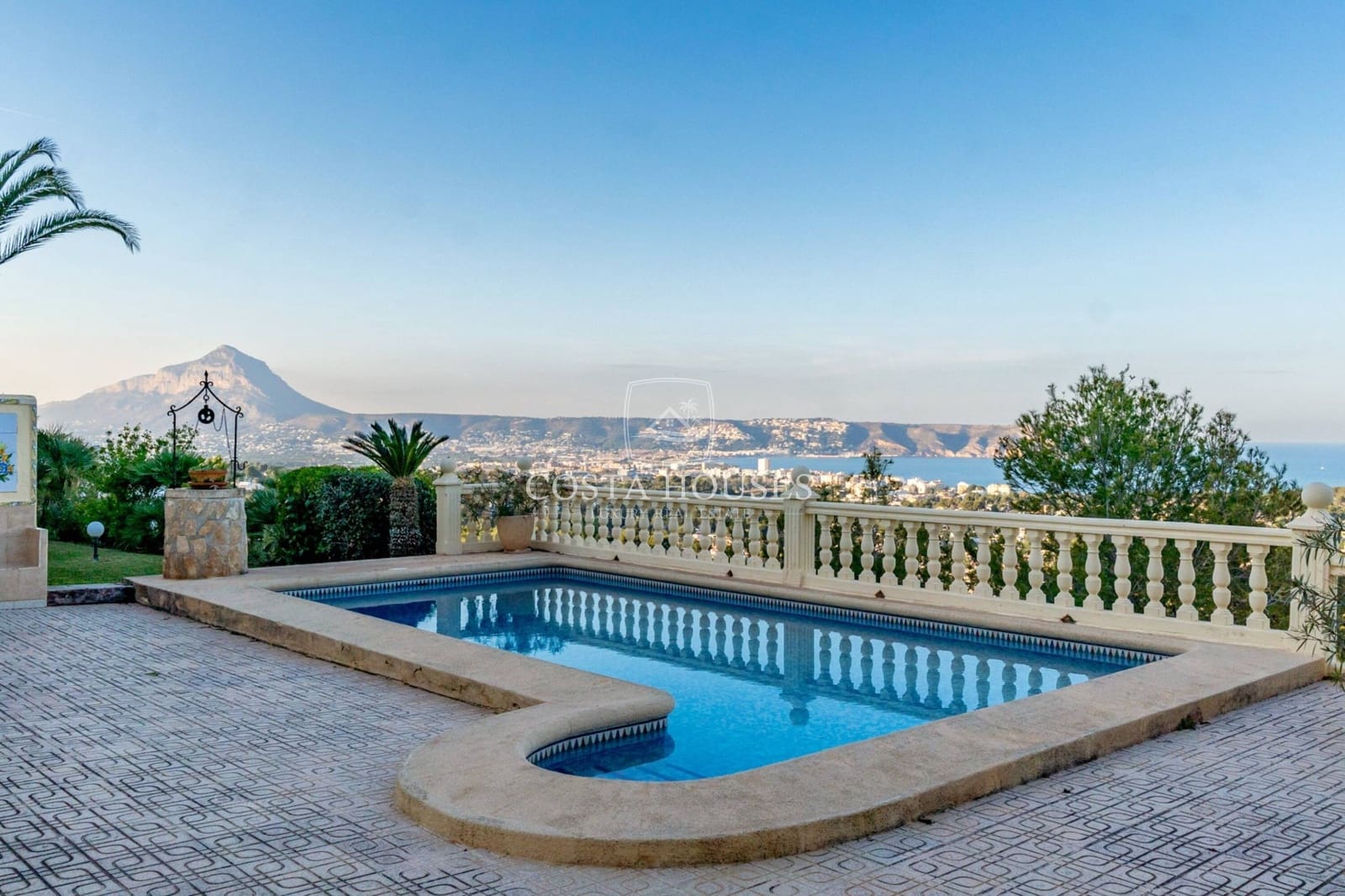 3 chambre Villa/Maison à vendre à Javea / Xabia avec piscine garage - 1 095 000 € (Ref: 8863842)