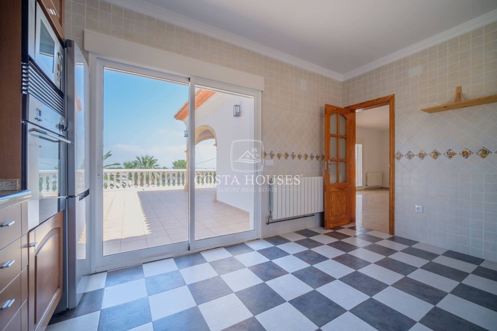 4 bedroom Villa for sale in Javea / Xabia with pool - € 1,120,000 (Ref: 8863847)