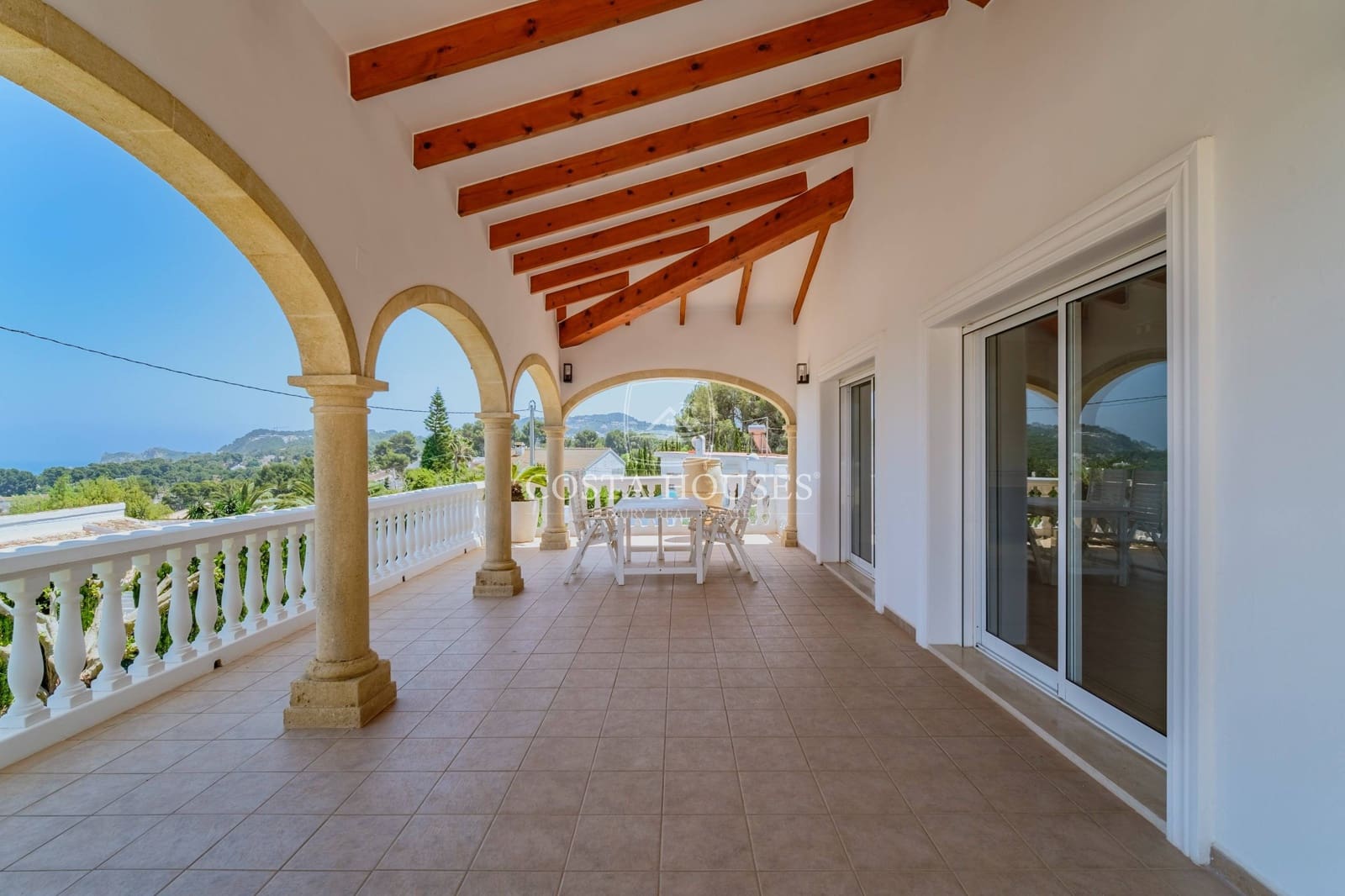 4 bedroom Villa for sale in Javea / Xabia with pool - € 1,120,000 (Ref: 8863847)