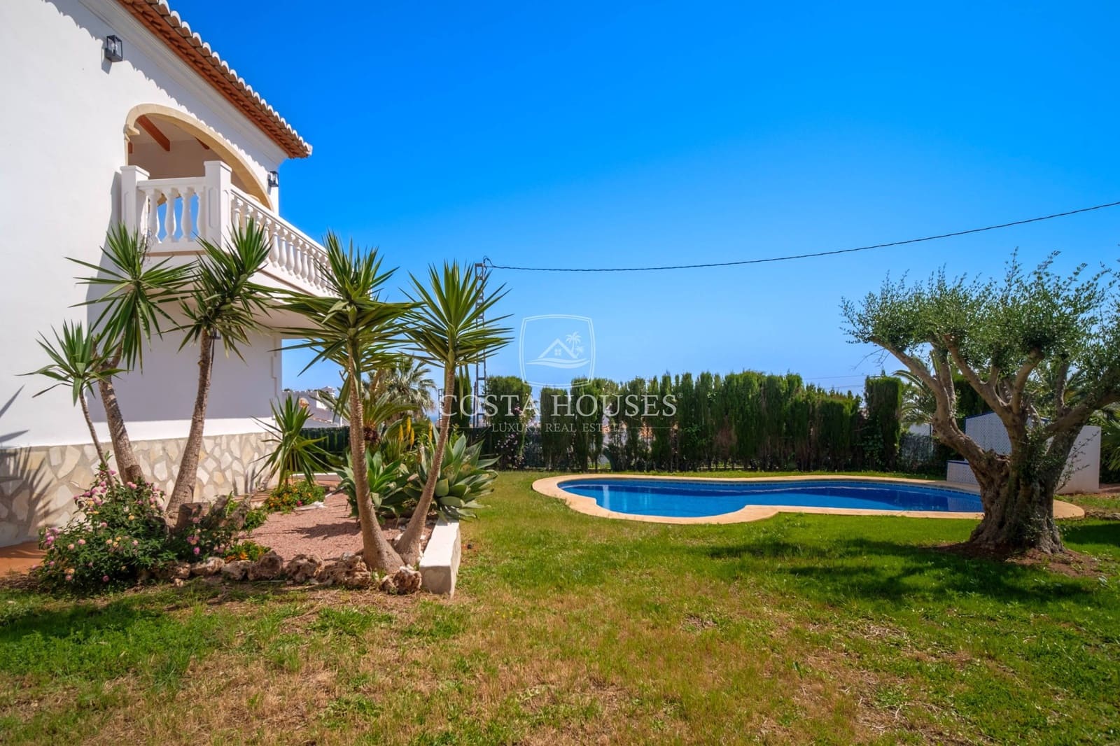 4 bedroom Villa for sale in Javea / Xabia with pool - € 1,120,000 (Ref: 8863847)