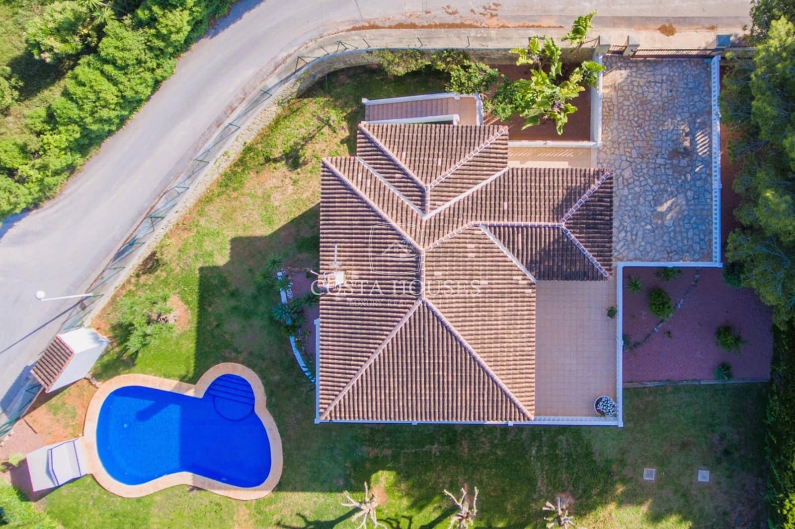 4 bedroom Villa for sale in Javea / Xabia with pool - € 1,120,000 (Ref: 8863847)