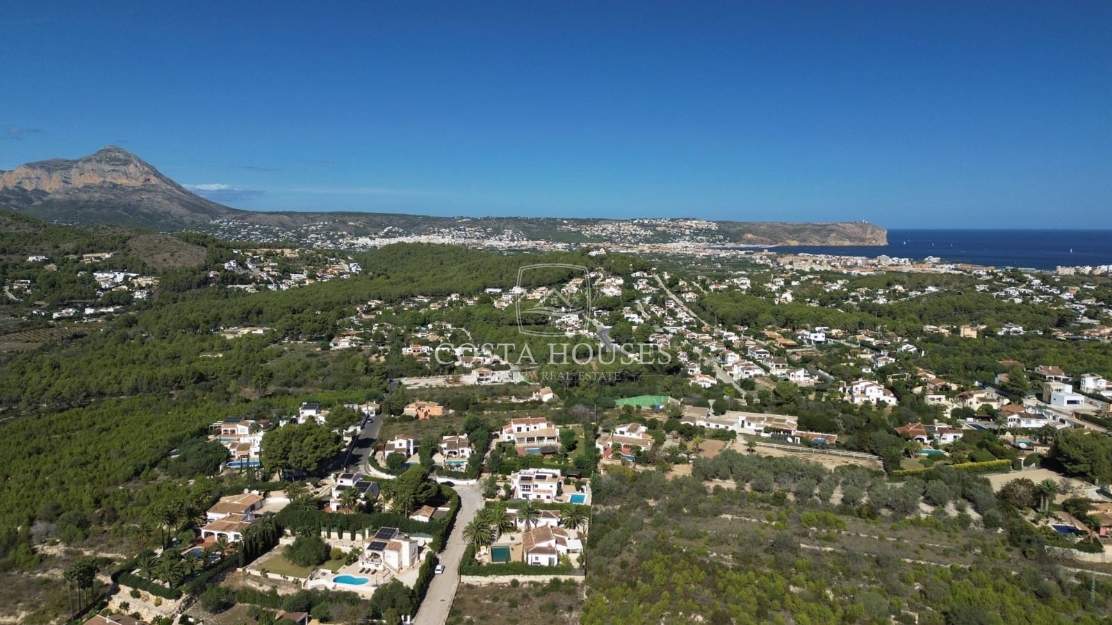 4 bedroom Villa for sale in Javea / Xabia with pool - € 1,150,000 (Ref: 8863854)