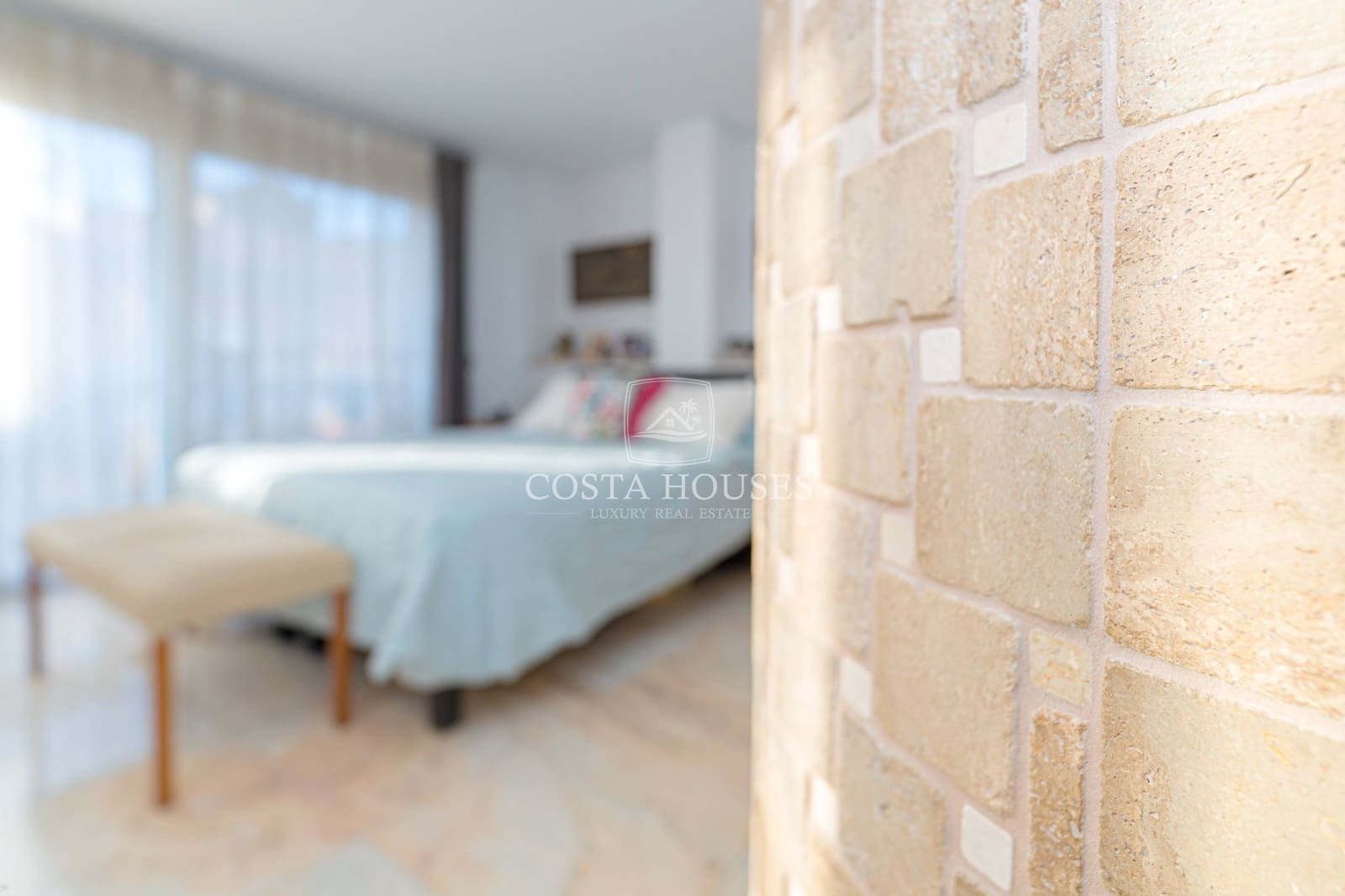 5 bedroom Villa for sale in Javea / Xabia - € 1,250,000 (Ref: 8863855)