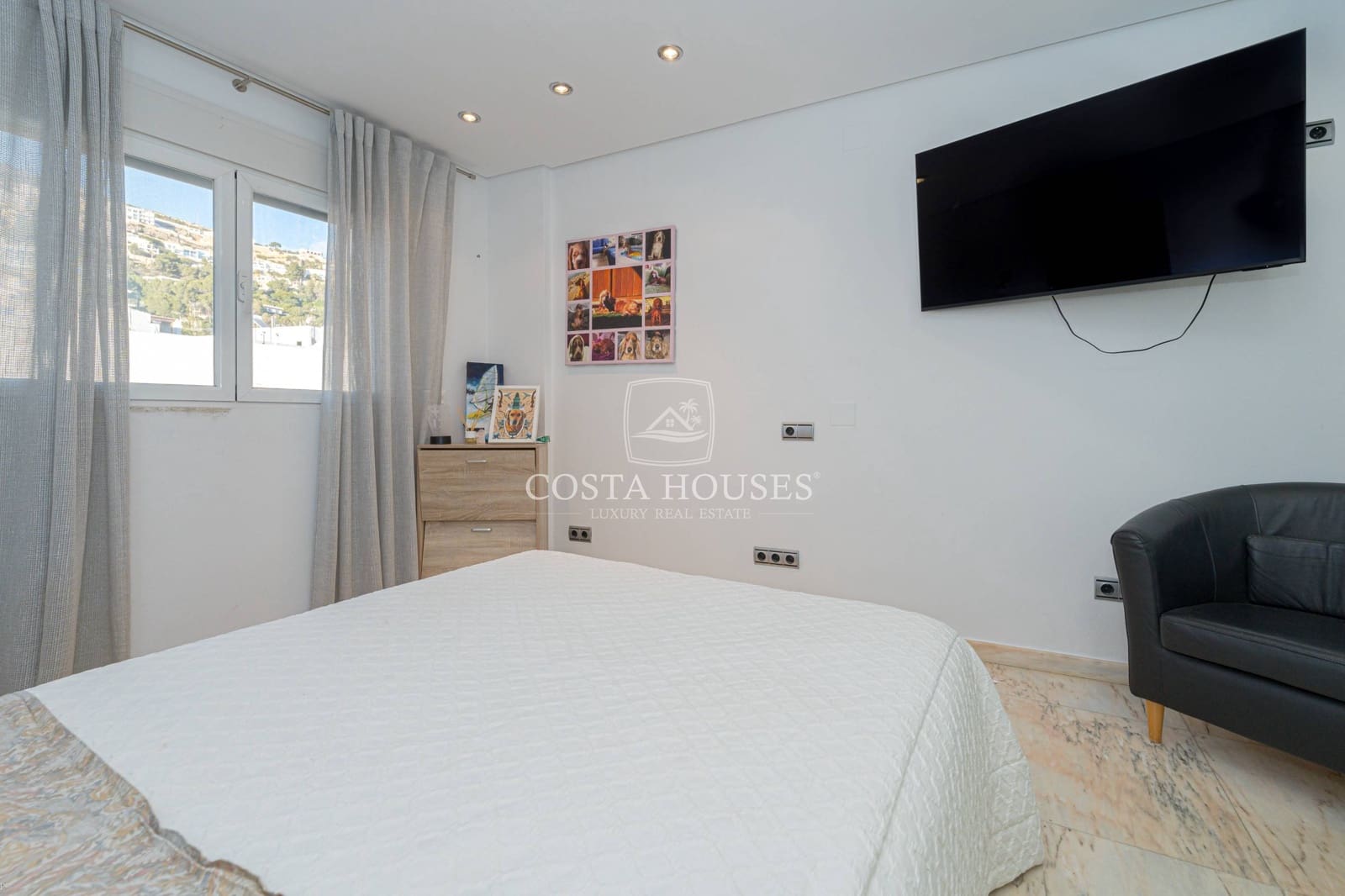 5 bedroom Villa for sale in Javea / Xabia - € 1,250,000 (Ref: 8863855)