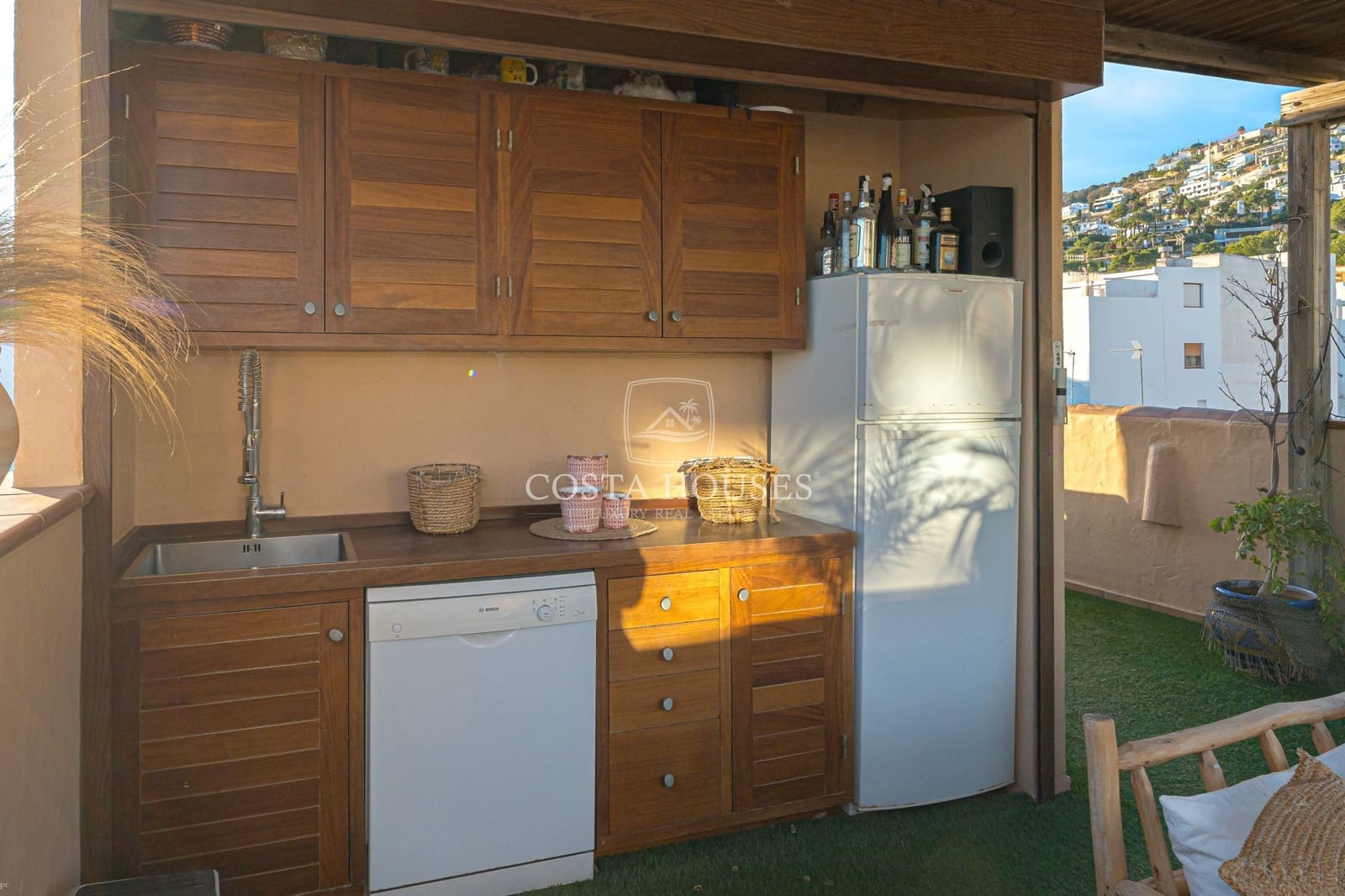 5 bedroom Villa for sale in Javea / Xabia - € 1,250,000 (Ref: 8863855)