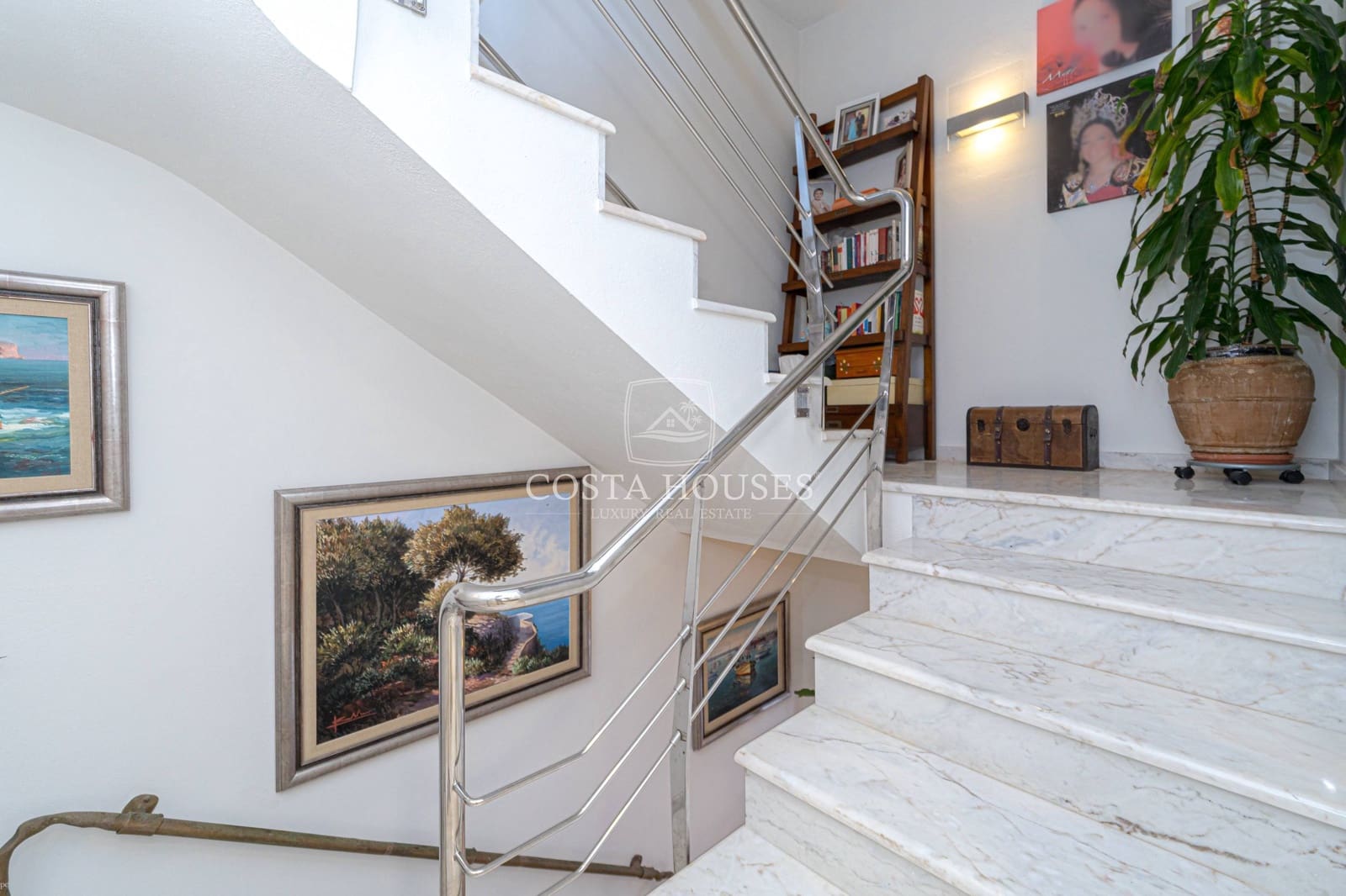 5 bedroom Villa for sale in Javea / Xabia - € 1,250,000 (Ref: 8863855)