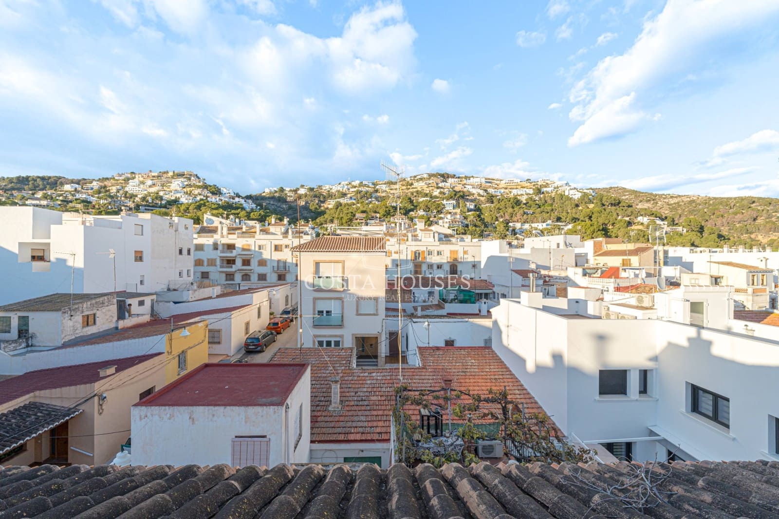 5 bedroom Villa for sale in Javea / Xabia - € 1,250,000 (Ref: 8863855)