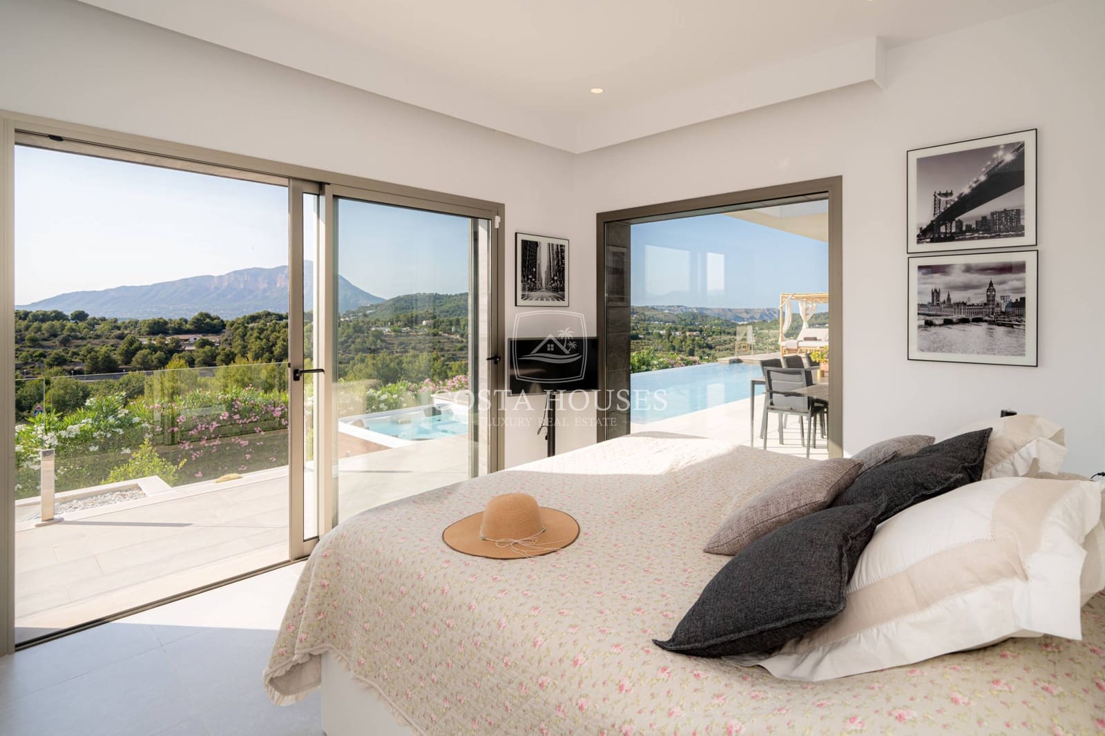 3 makuuhuone Huvila myytävänä paikassa Javea / Xabia mukana uima-altaan - 1 190 000 € (Ref: 8863863)