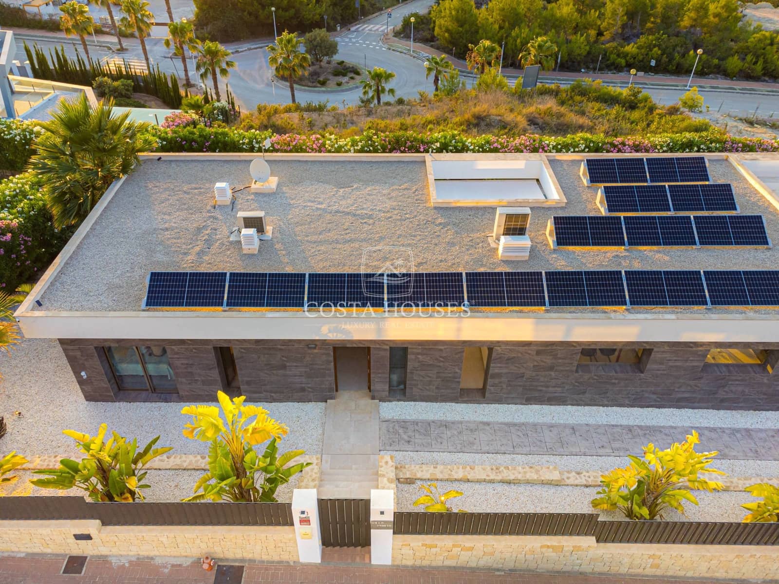 3 makuuhuone Huvila myytävänä paikassa Javea / Xabia mukana uima-altaan - 1 190 000 € (Ref: 8863863)