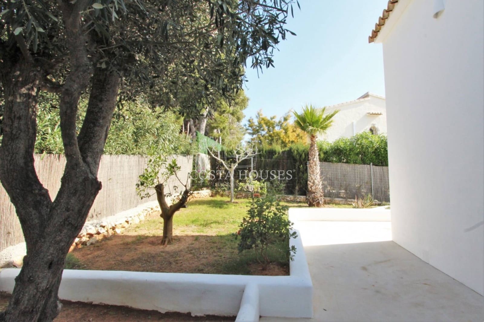 4 soveværelse Villa til salg i Javea / Xabia med swimmingpool garage - € 1.195.000 (Ref: 8863866)