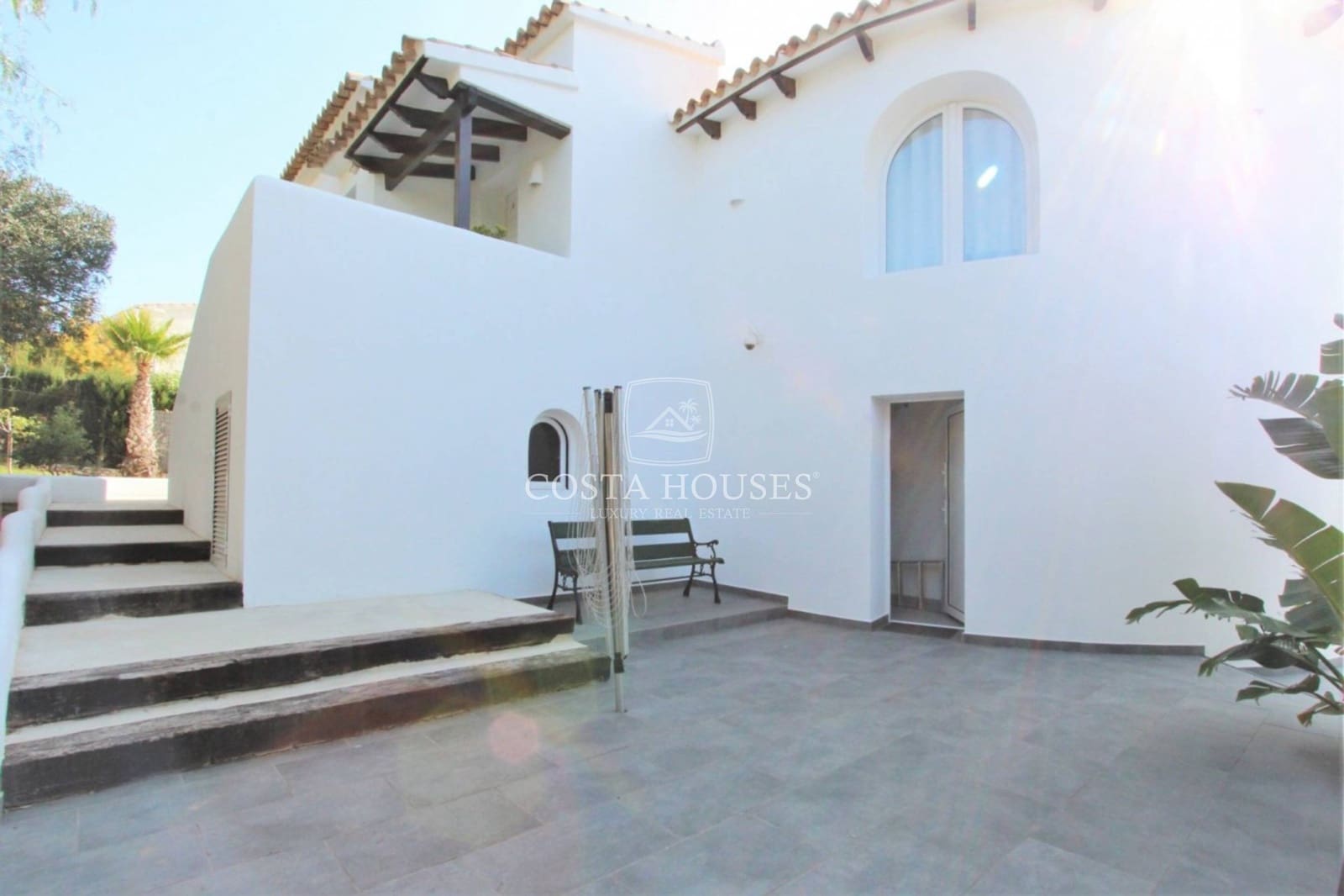 4 Zimmer Villa zu verkaufen in Javea / Xabia mit Pool Garage - 1.195.000 € (Ref: 8863866)