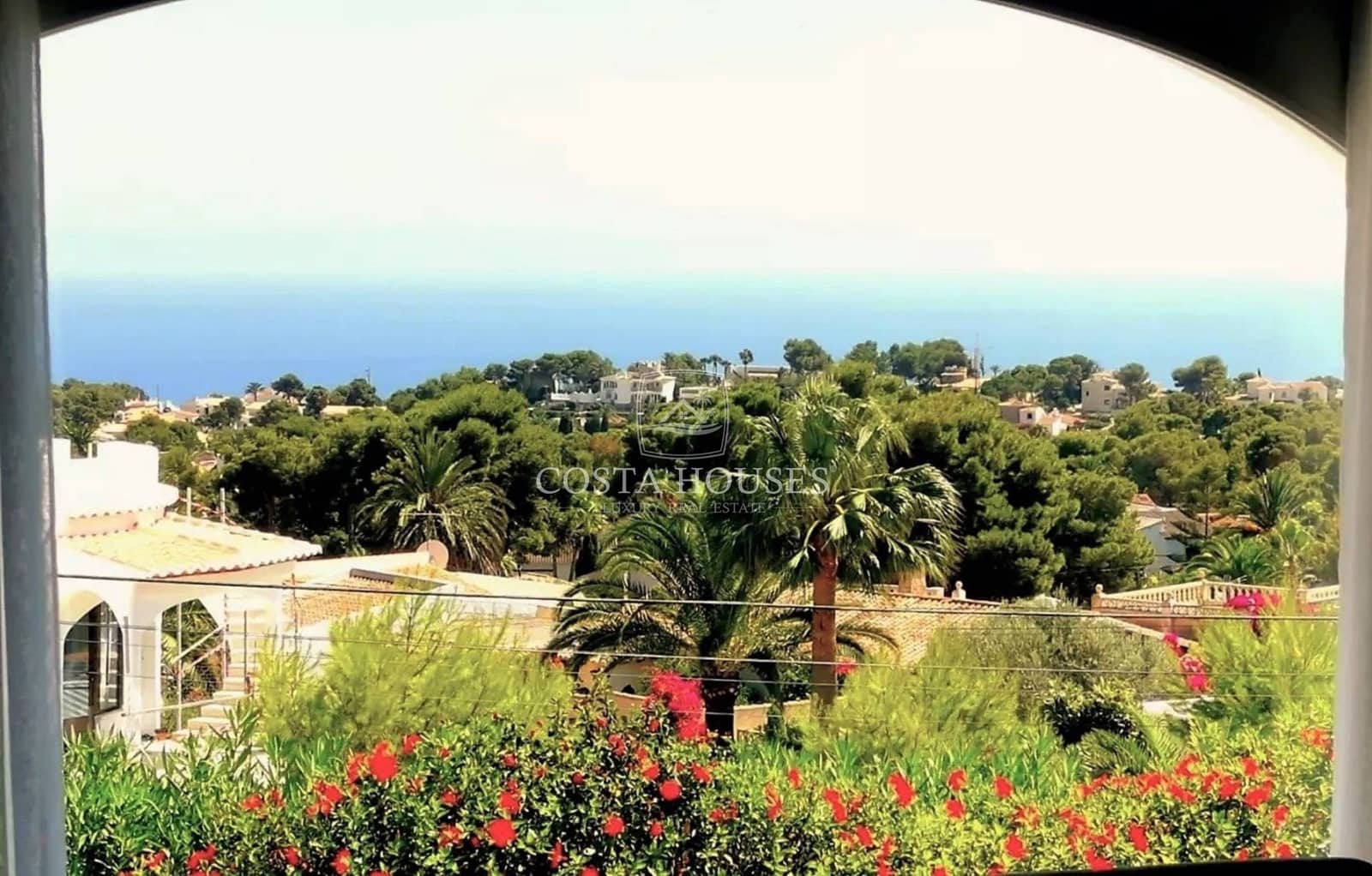 4 Zimmer Villa zu verkaufen in Javea / Xabia mit Pool Garage - 1.195.000 € (Ref: 8863866)