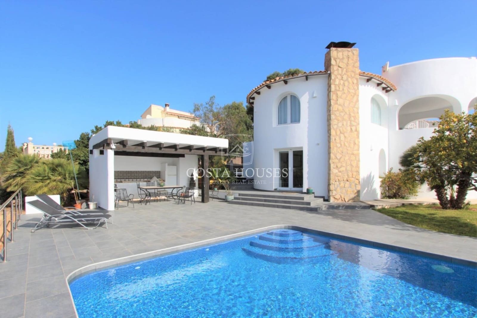 4 Zimmer Villa zu verkaufen in Javea / Xabia mit Pool Garage - 1.195.000 € (Ref: 8863866)
