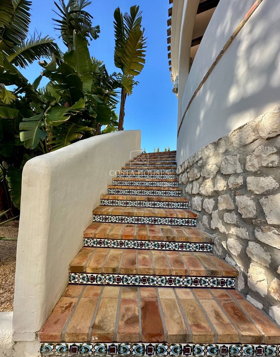 4 bedroom Villa for sale in Javea / Xabia with pool garage - € 1,250,000 (Ref: 8863880)