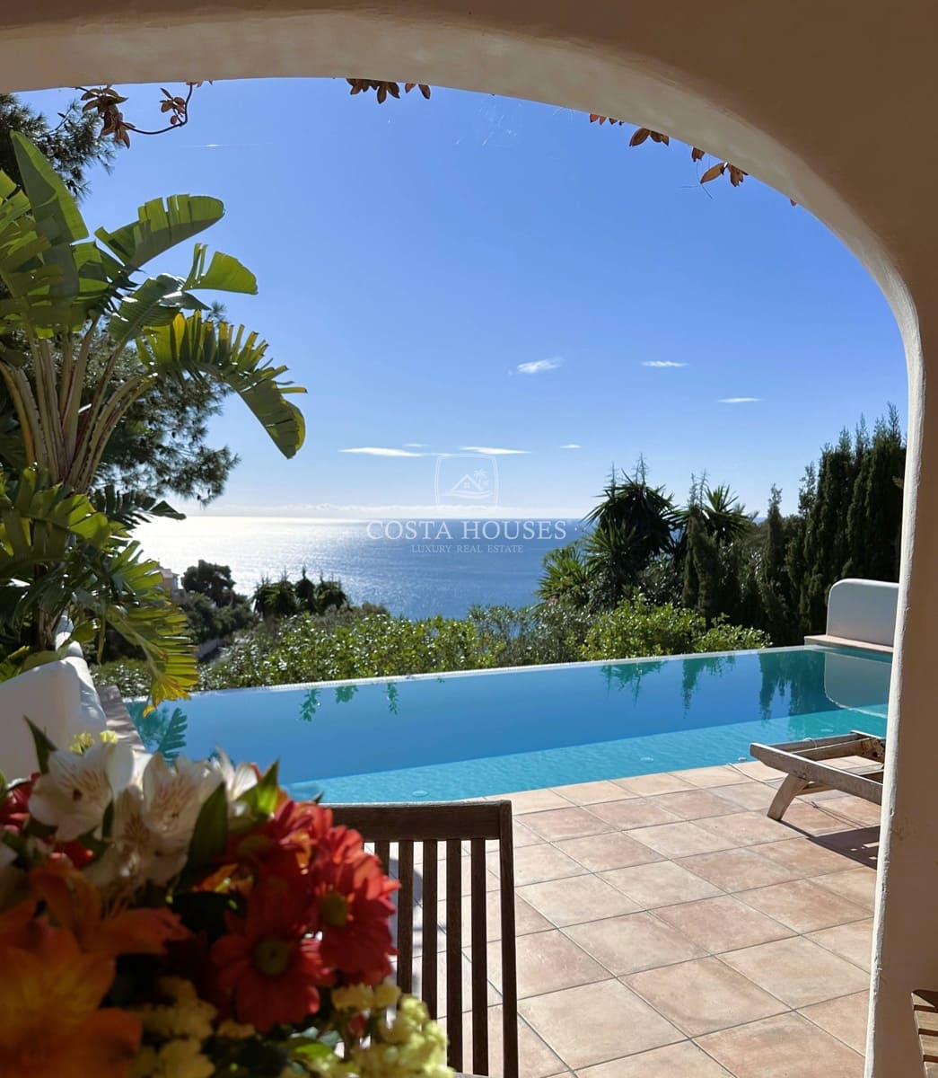 4 bedroom Villa for sale in Javea / Xabia with pool garage - € 1,250,000 (Ref: 8863880)