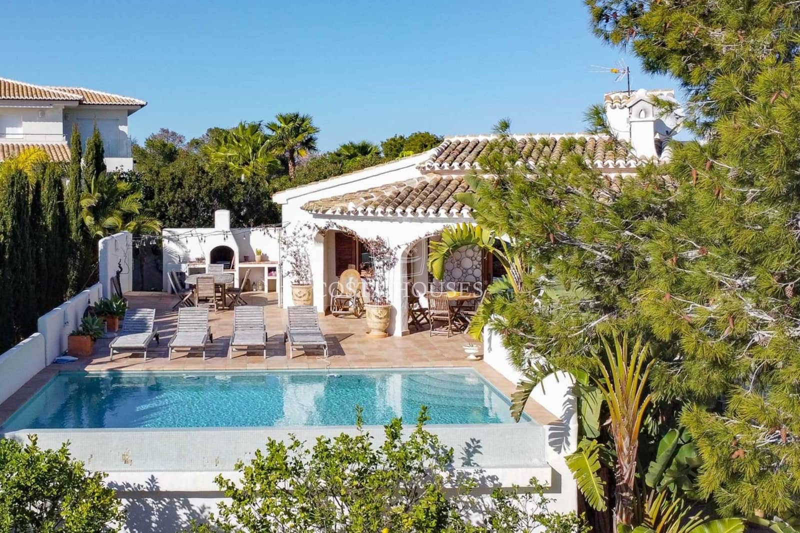 4 bedroom Villa for sale in Javea / Xabia with pool garage - € 1,250,000 (Ref: 8863880)