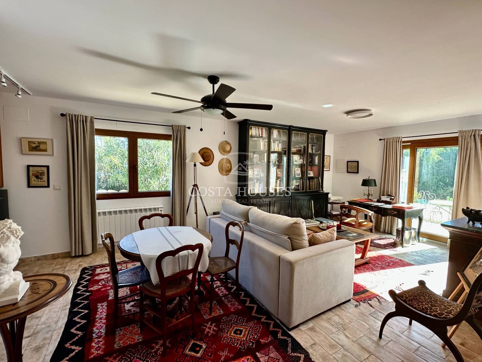 4 bedroom Villa for sale in Javea / Xabia with pool garage - € 1,250,000 (Ref: 8863880)