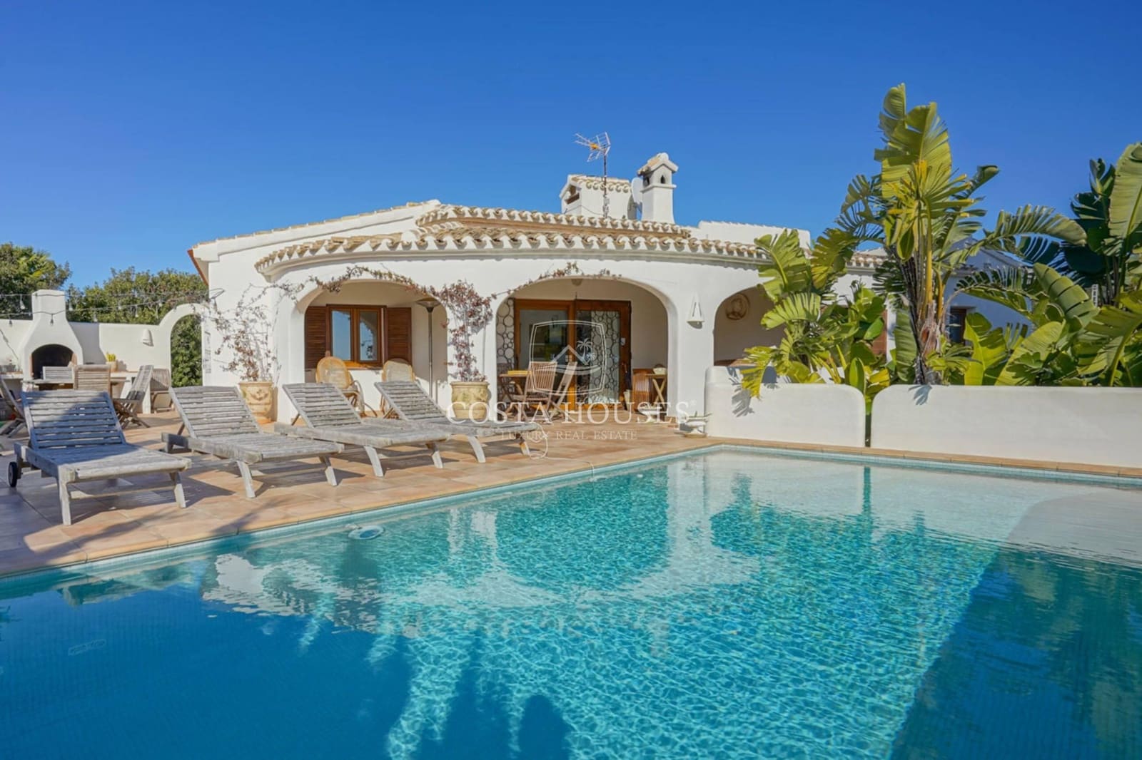 4 bedroom Villa for sale in Javea / Xabia with pool garage - € 1,250,000 (Ref: 8863880)
