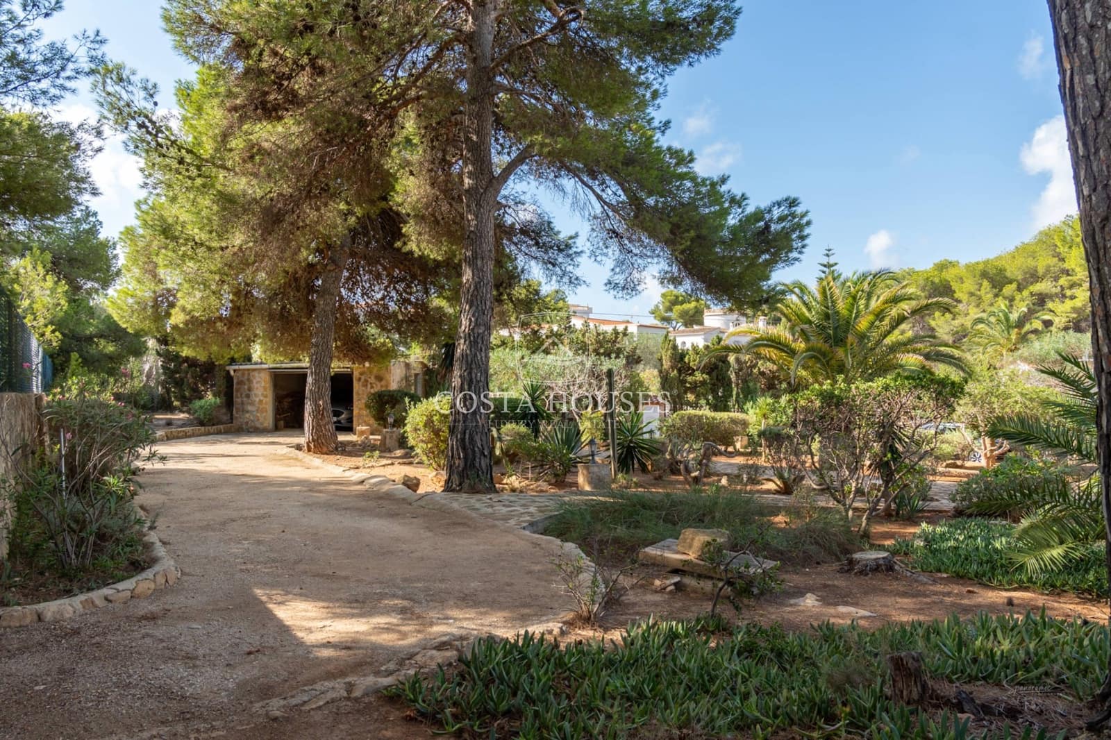 Chalet de 4 habitaciones en Javea / Xàbia en venta con piscina garaje - 1.190.000 € (Ref: 8863886)