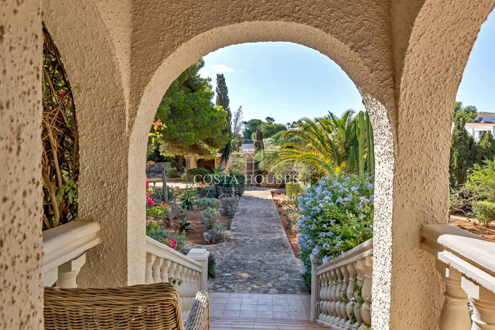 Chalet de 4 habitaciones en Javea / Xàbia en venta con piscina garaje - 1.190.000 € (Ref: 8863886)