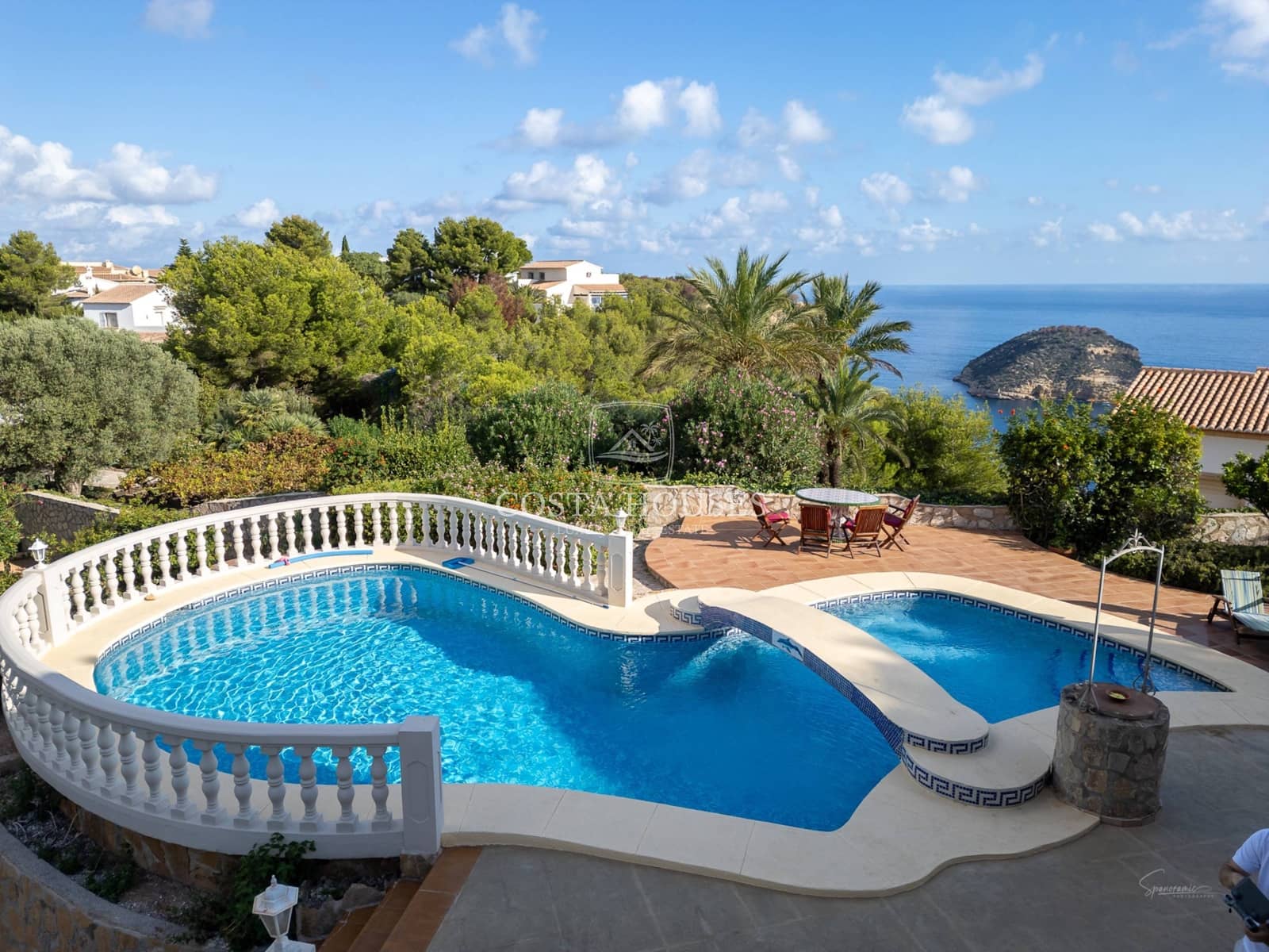 Chalet de 4 habitaciones en Javea / Xàbia en venta con piscina garaje - 1.190.000 € (Ref: 8863886)