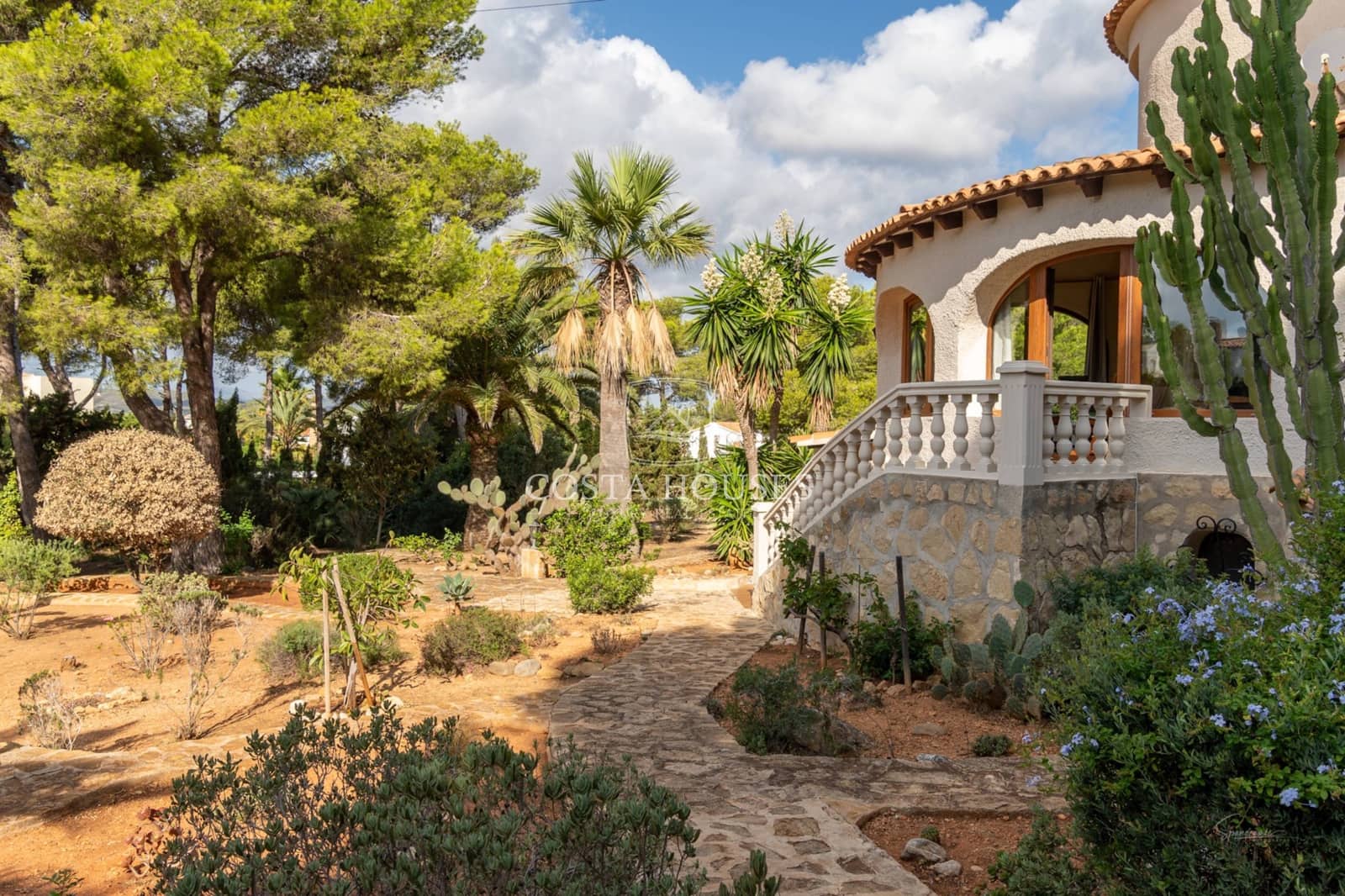 Chalet de 4 habitaciones en Javea / Xàbia en venta con piscina garaje - 1.190.000 € (Ref: 8863886)