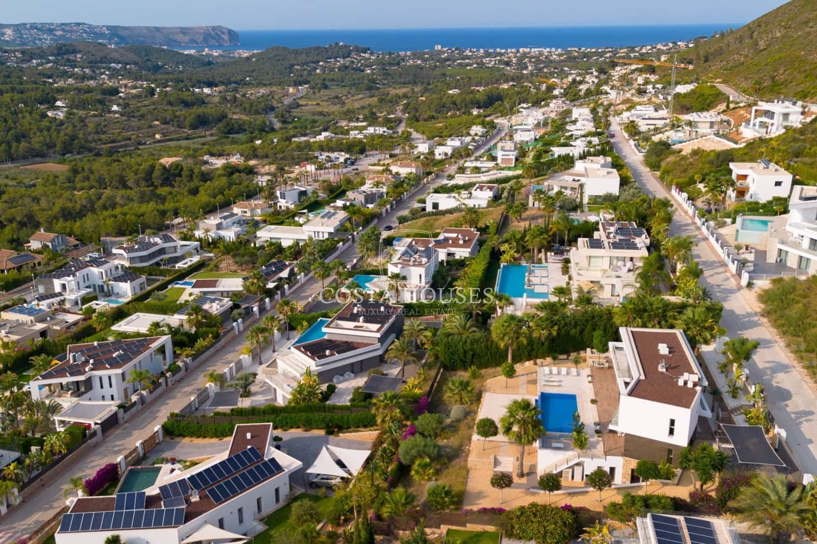 4 bedroom Villa for sale in Javea / Xabia with pool - € 1,350,000 (Ref: 8863890)