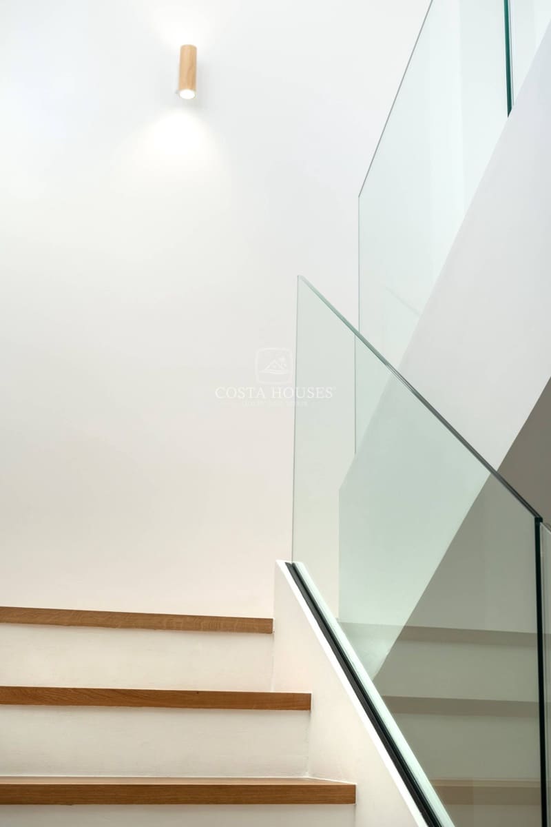 4 Zimmer Villa zu verkaufen in Denia mit Pool Garage - 1.350.000 € (Ref: 8863892)