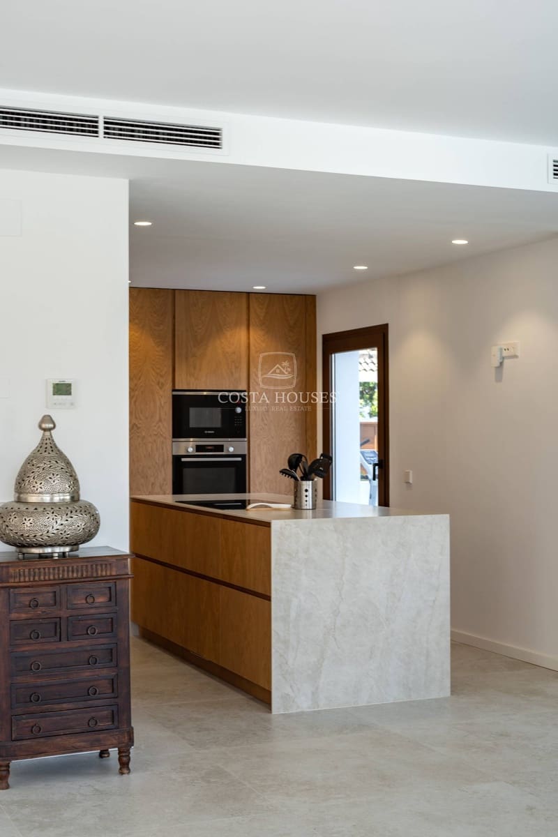 4 Zimmer Villa zu verkaufen in Denia mit Pool Garage - 1.350.000 € (Ref: 8863892)