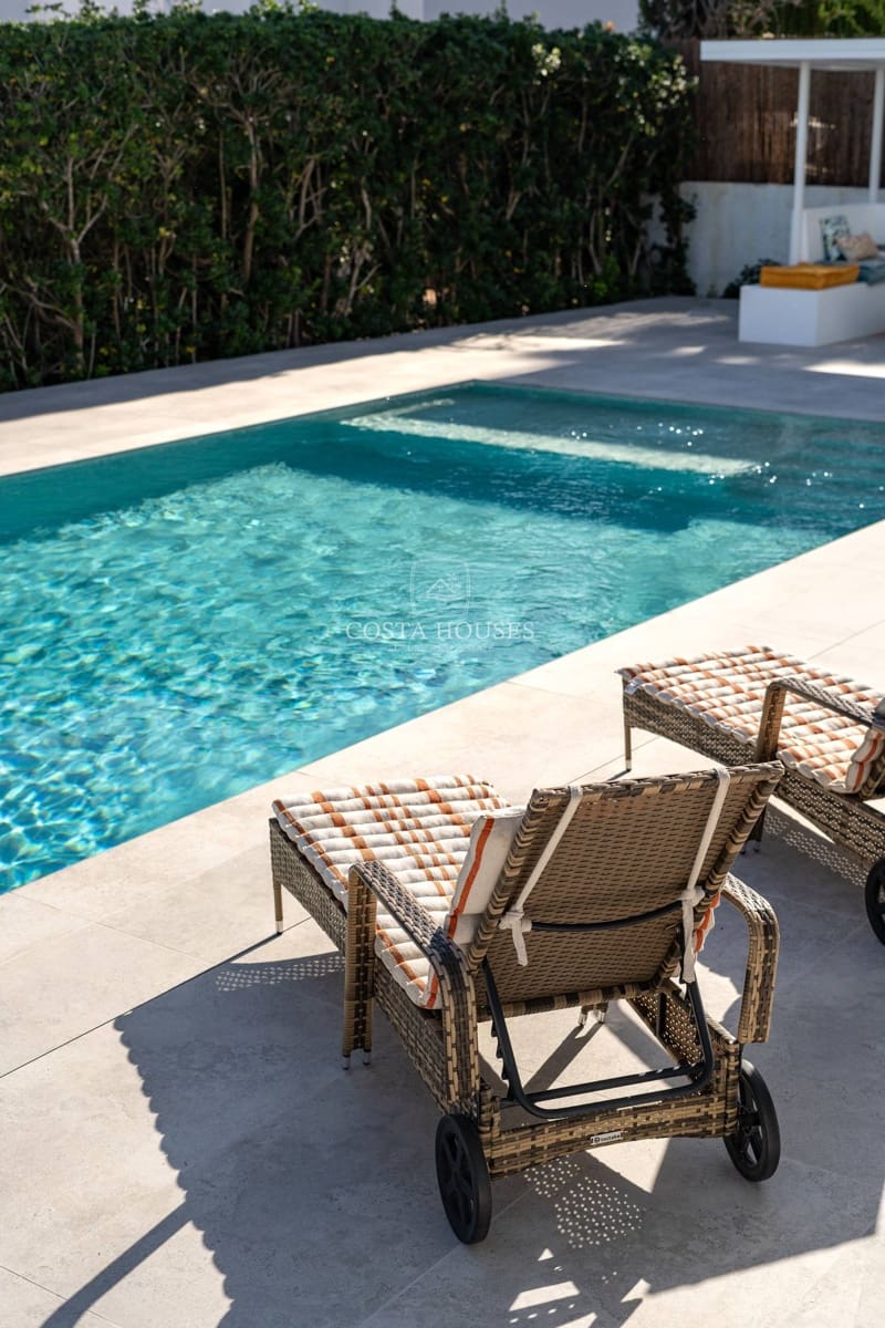 4 Zimmer Villa zu verkaufen in Denia mit Pool Garage - 1.350.000 € (Ref: 8863892)