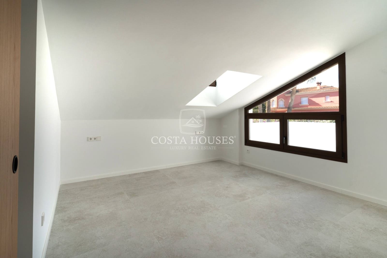 4 Zimmer Villa zu verkaufen in Denia mit Pool Garage - 1.350.000 € (Ref: 8863892)