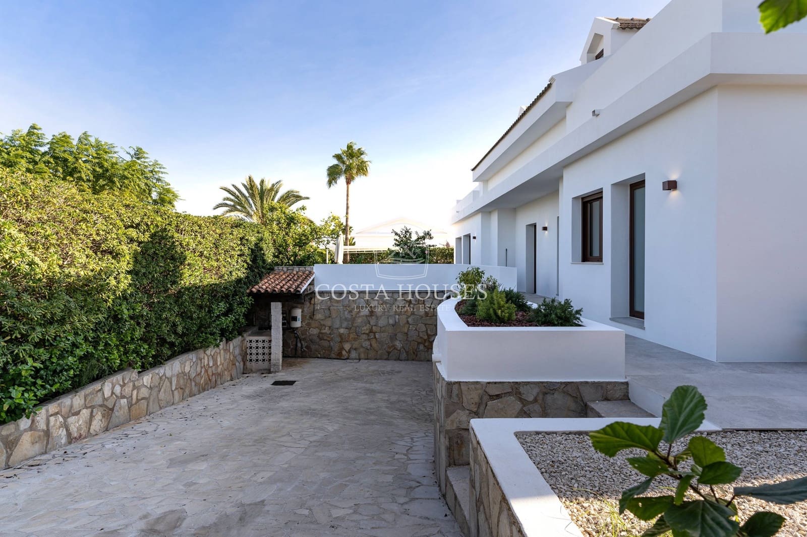 4 Zimmer Villa zu verkaufen in Denia mit Pool Garage - 1.350.000 € (Ref: 8863892)