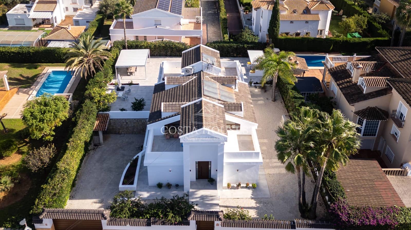 4 Zimmer Villa zu verkaufen in Denia mit Pool Garage - 1.350.000 € (Ref: 8863892)