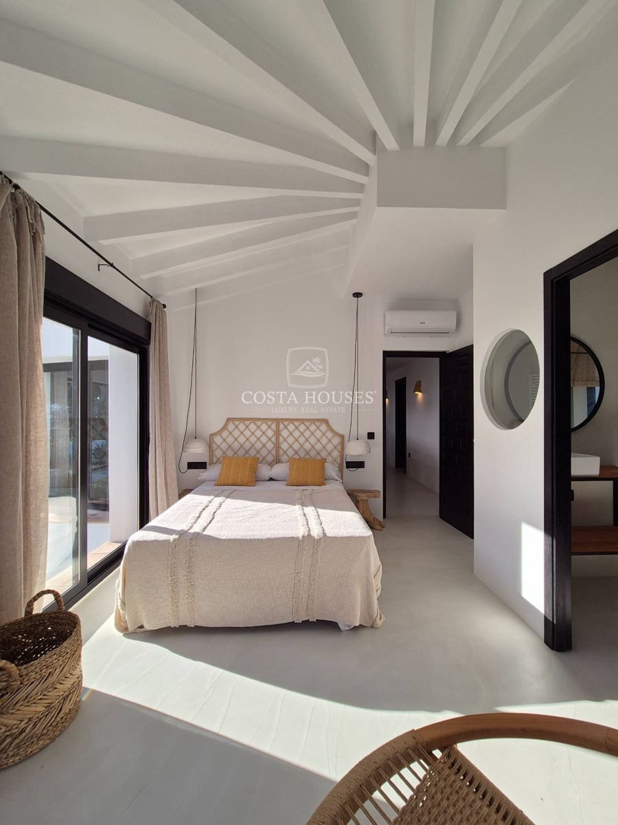 4 Zimmer Villa zu verkaufen in Javea / Xabia mit Pool Garage - 1.450.000 € (Ref: 8863904)