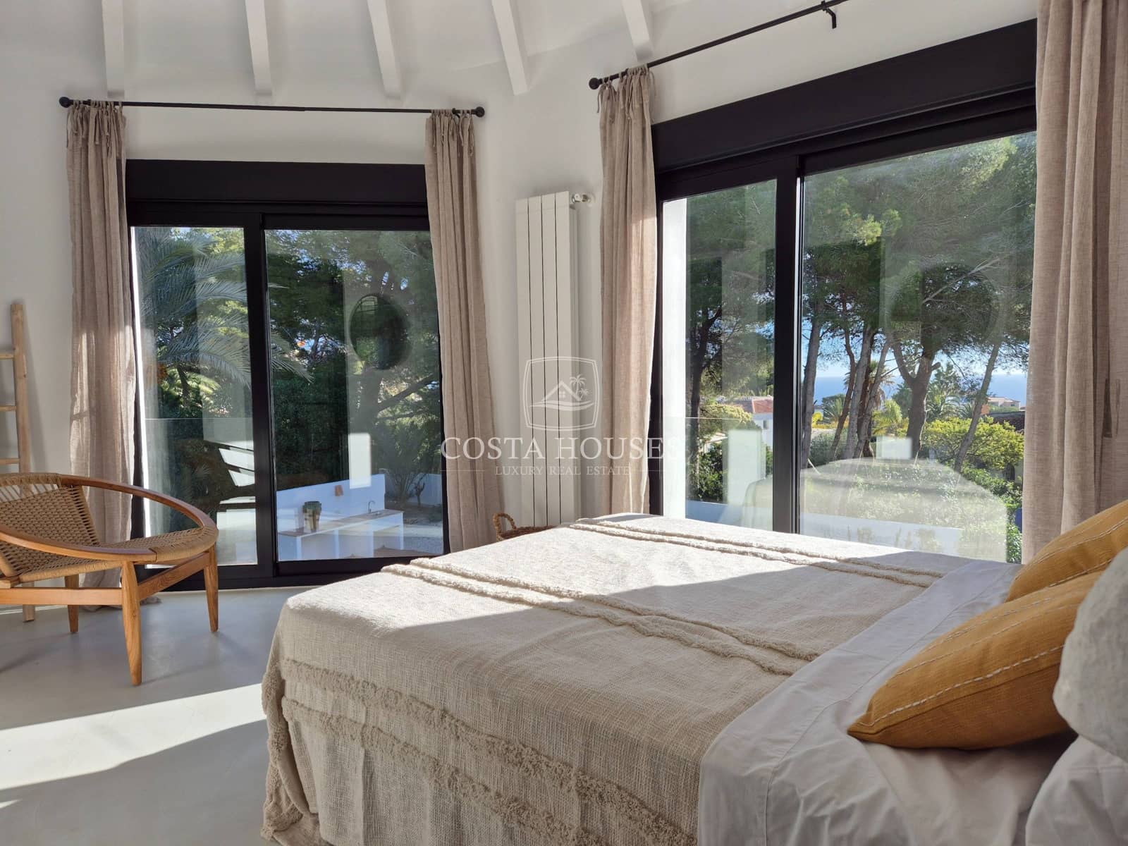 4 Zimmer Villa zu verkaufen in Javea / Xabia mit Pool Garage - 1.450.000 € (Ref: 8863904)