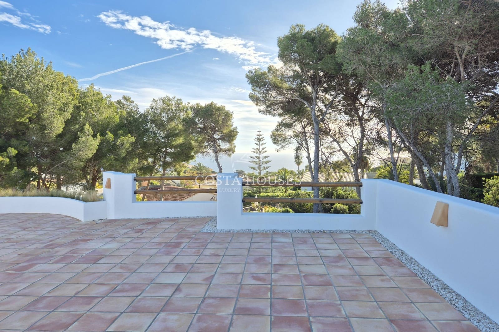 4 Zimmer Villa zu verkaufen in Javea / Xabia mit Pool Garage - 1.450.000 € (Ref: 8863904)