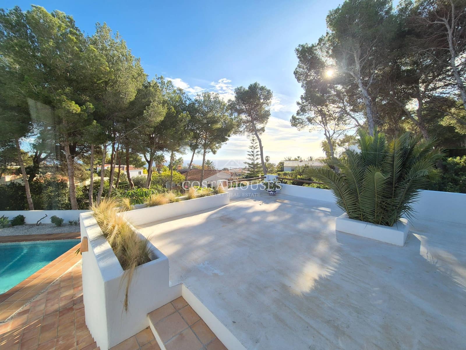 4 Zimmer Villa zu verkaufen in Javea / Xabia mit Pool Garage - 1.450.000 € (Ref: 8863904)