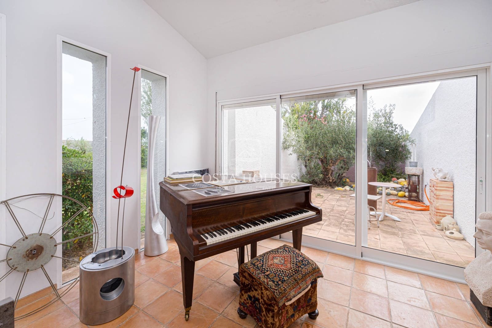 4 soveværelse Villa til salg i La Sella med swimmingpool garage - € 1.450.000 (Ref: 8863905)